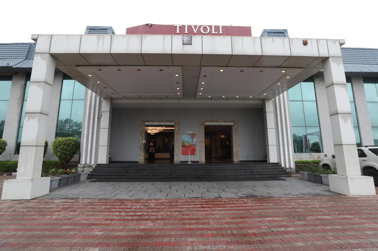 Tivoli Royal Palace Janauli Exterior photo